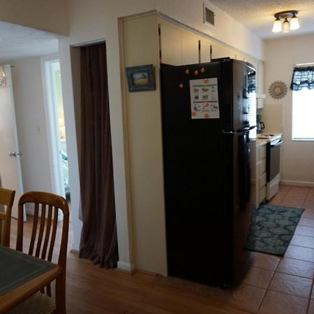 Redington Surf Resort By Travel Resort Services St. Pete Beach Extérieur photo