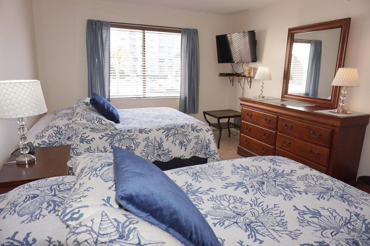 Redington Surf Resort By Travel Resort Services St. Pete Beach Extérieur photo
