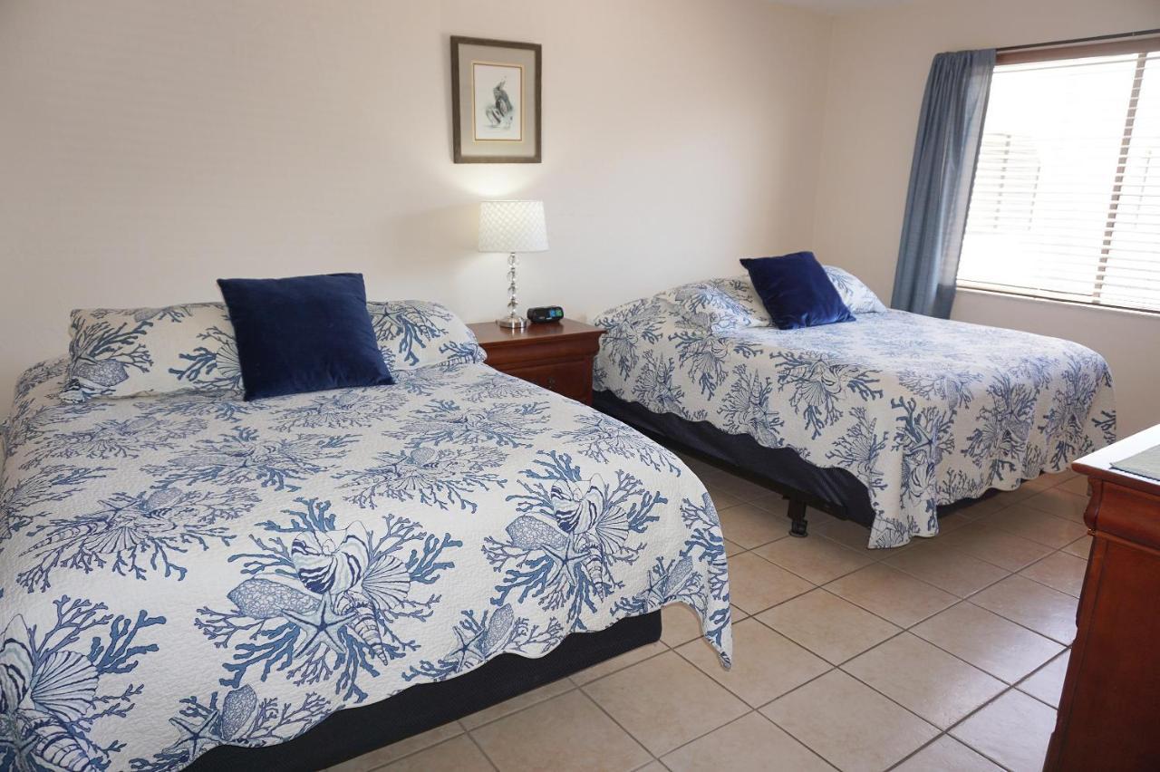 Redington Surf Resort By Travel Resort Services St. Pete Beach Extérieur photo